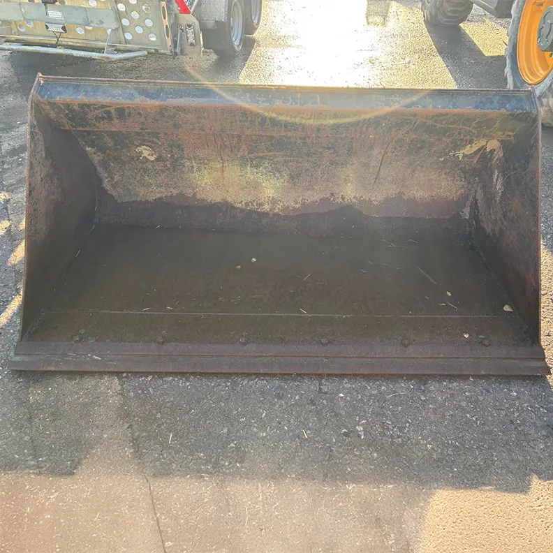 4m-6m Bucket Attachment JCB